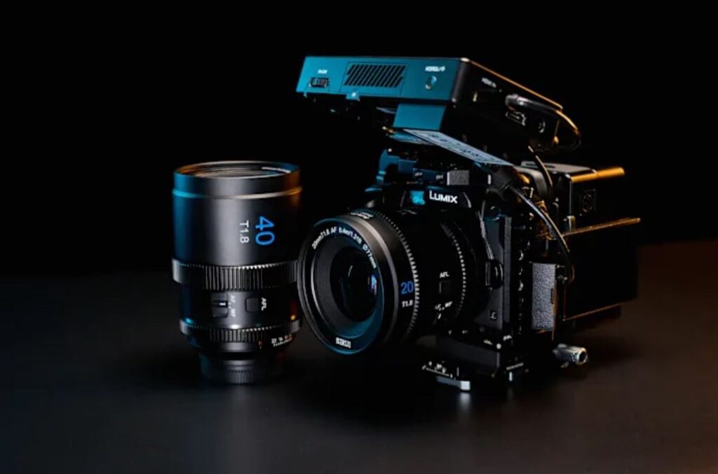 Sirui 20mm anamorphic lens mounted on camera.